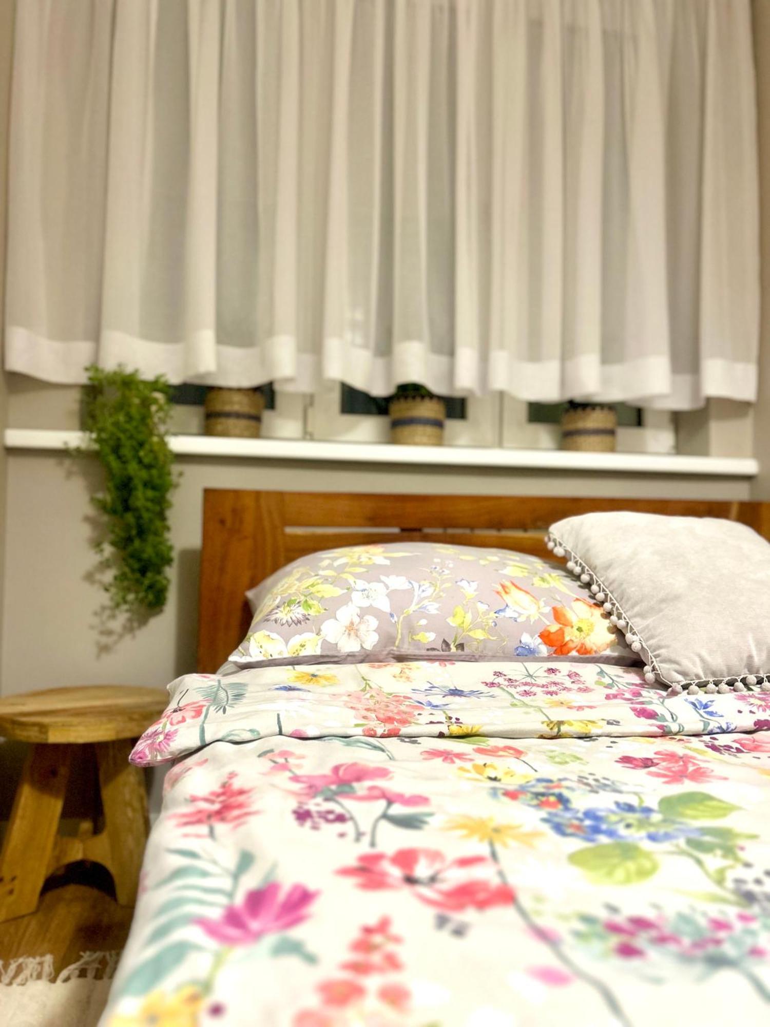 Bhakti Apartament Torun Bagian luar foto